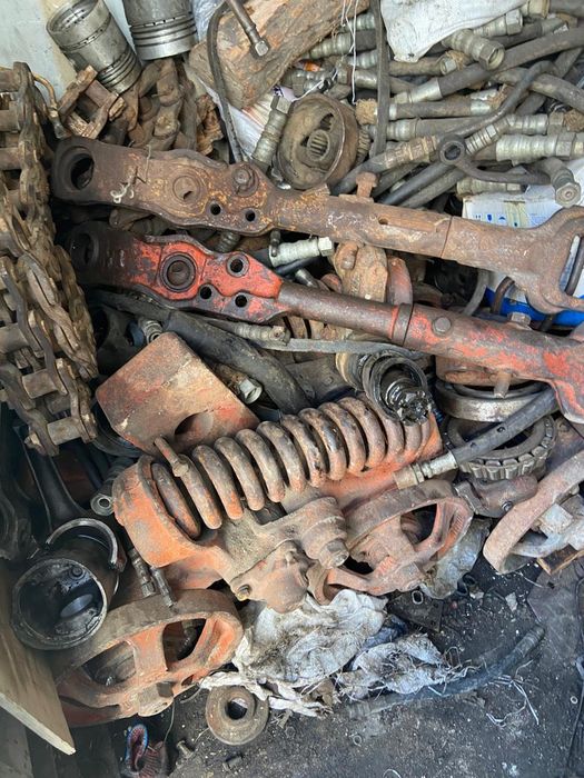 Распродажа запчастей на трактор