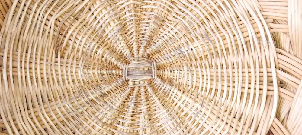 Голям плетен кош