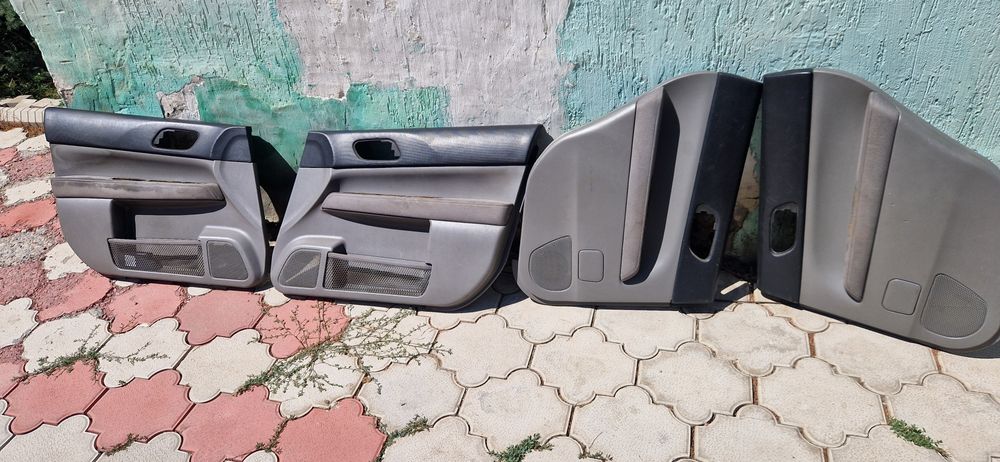 Дверные карты Subaru Forester  Sg