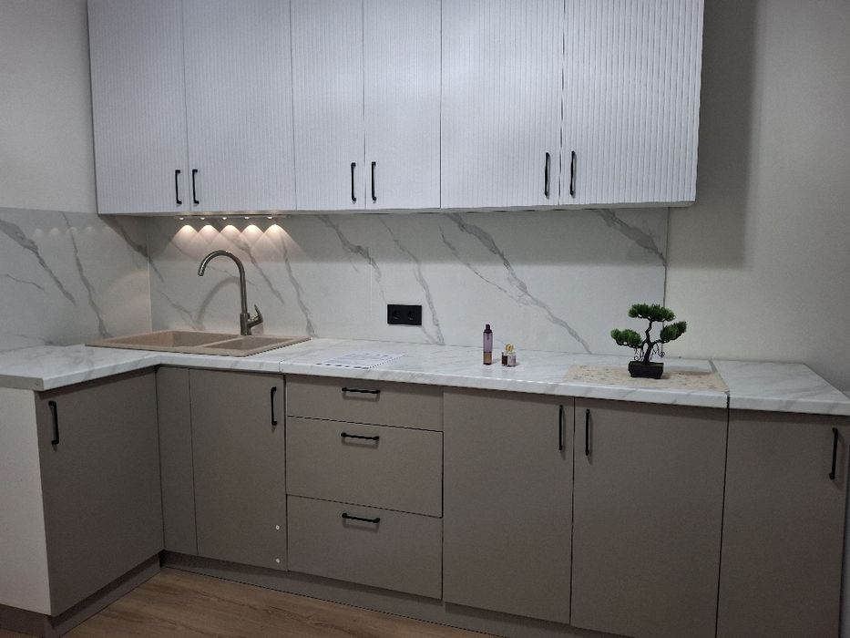 Продам кухонный гарнитур