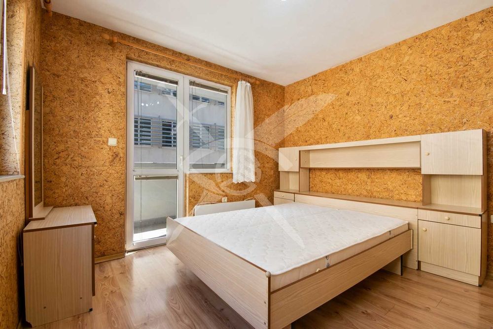 Двустаен апартамент в жк. Стрелбище № 10347