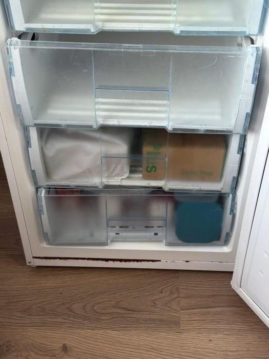 Lada frigorifica 190 de litri arctic