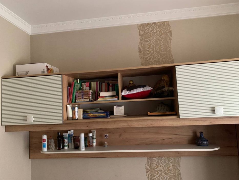 Продается односпальный гарнитур