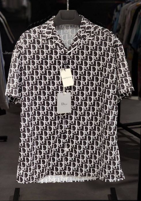 Мъжки ризи различни модели