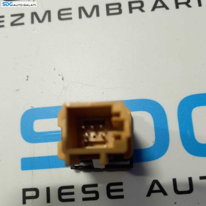 Buton Incalzire Degivrare Luneta Geam Sticla de pe Hayon Haion Portbagaj Volkswagen Polo 6R 2009 - 2018 Cod 6C0959621A [2280]