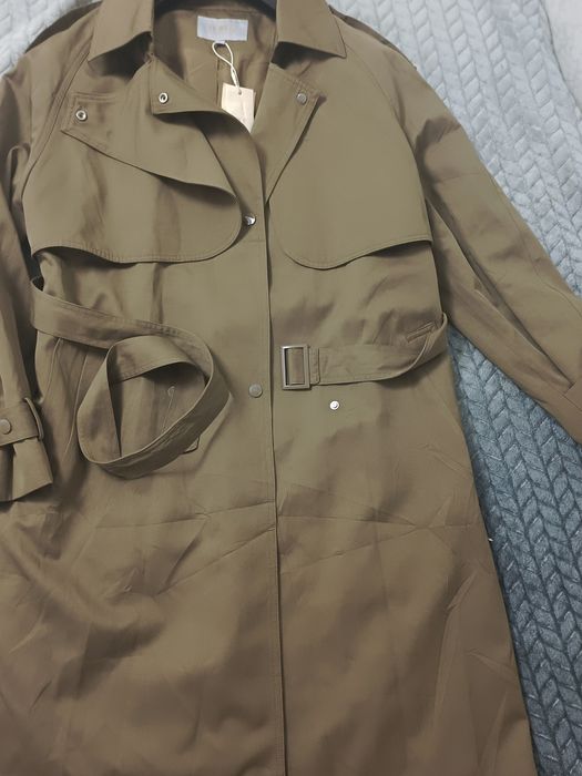 Тренч новый 46 р