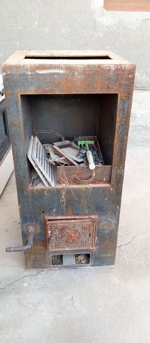 Камен печка сотилади