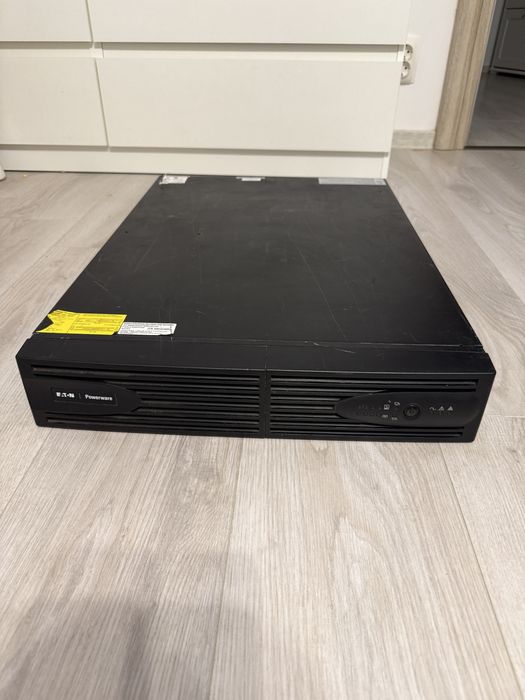 Vand UPS Eaton PW5130 rack