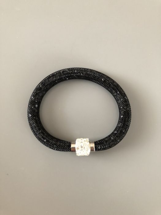 Страхотни гривни