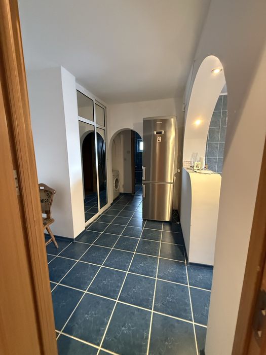 Vând apartament micro 20