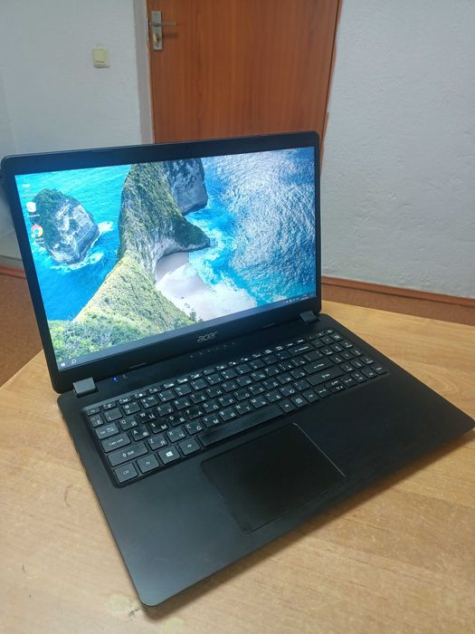 Ноутбук для работы, учёбы. В хорошем состоянии.