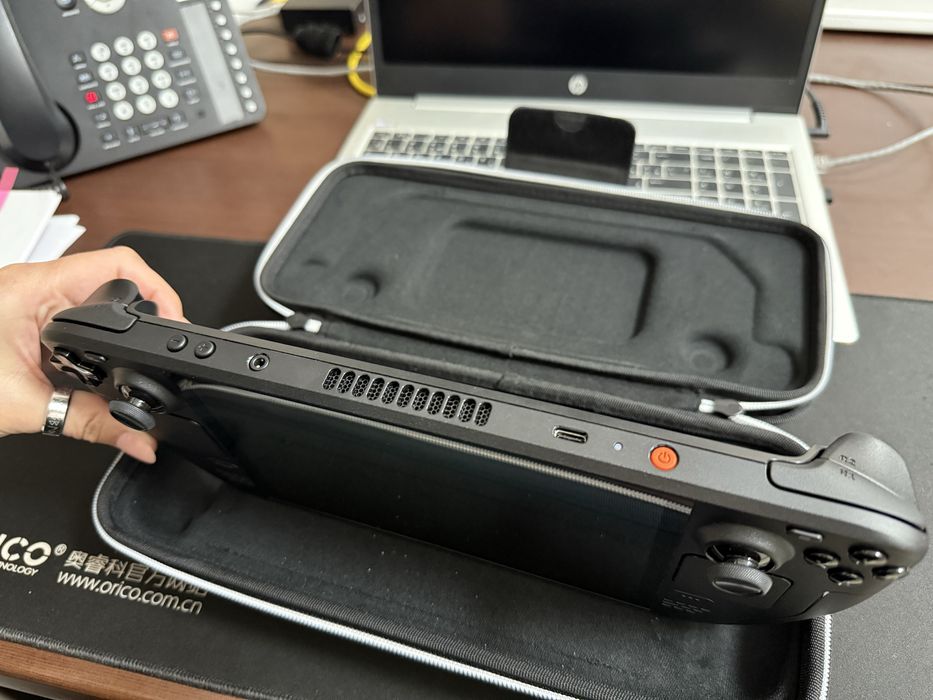 Игровая приставка Steam Deck OLED 1 тб