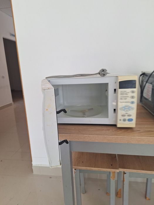 Продам микроволновку