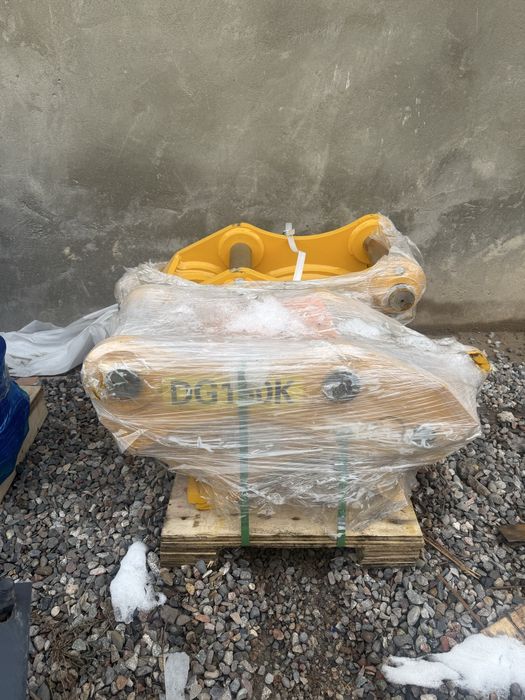 Ekskavator uchun adapter