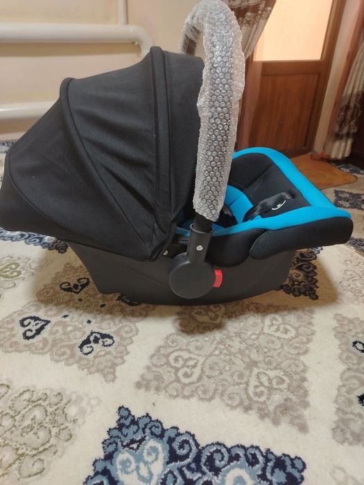 Детское автокресло люлька