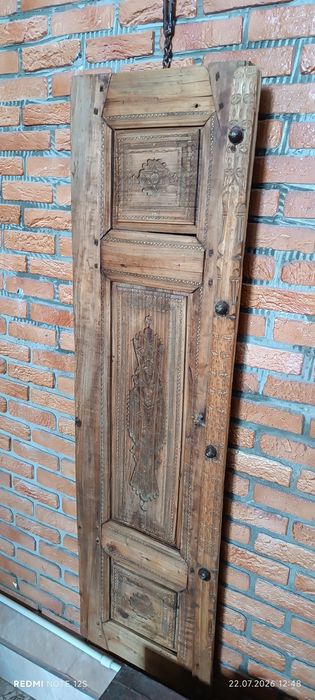 Продам старинную дверь. Одна створка. Состояние идеальное.