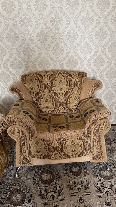 Диван, кресло и стол | Мебел