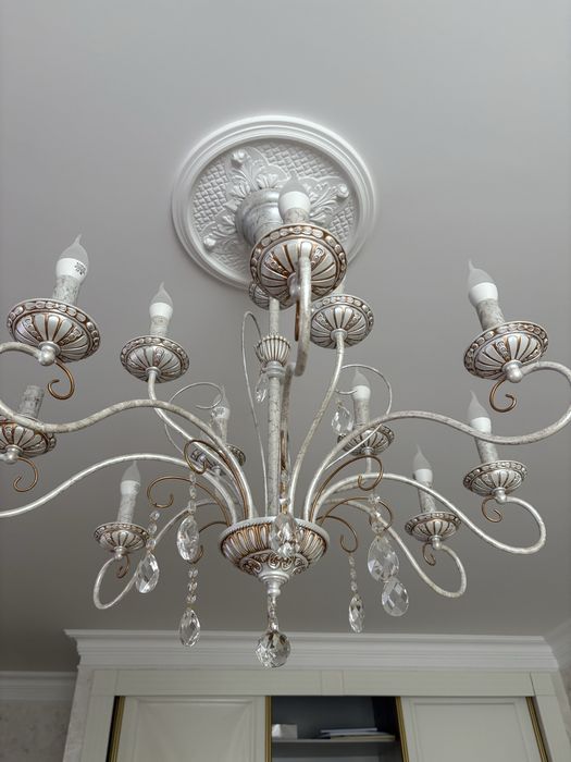 Люстра 12 рожков