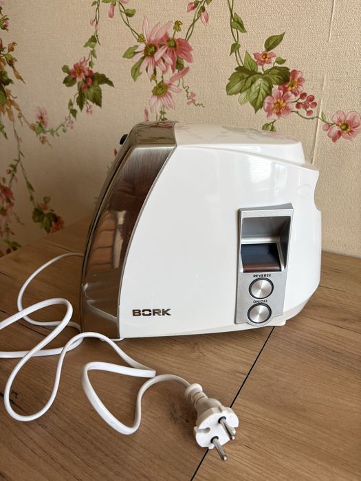 Мясорубка «BORK»