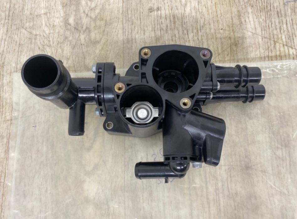 Корпус термостата HYUNDAI/KIA