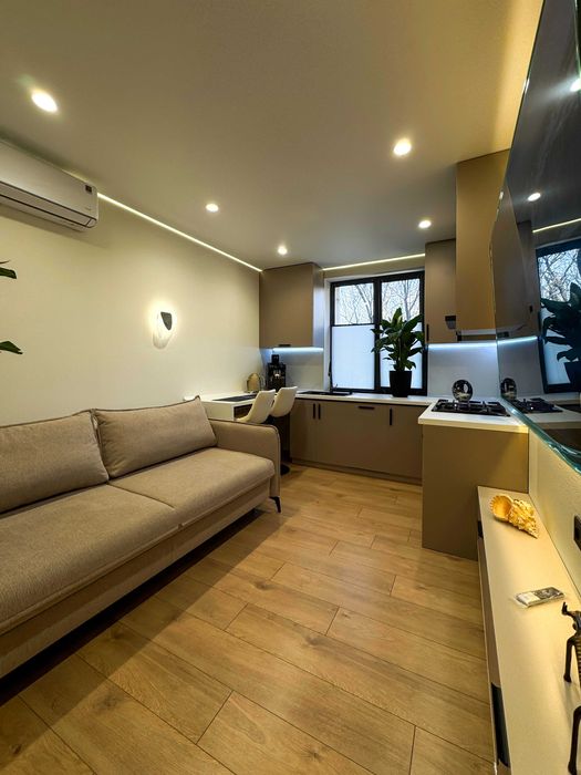 Метро Космонавтов 2 ком 30м² новый ремонт кирпичный дом