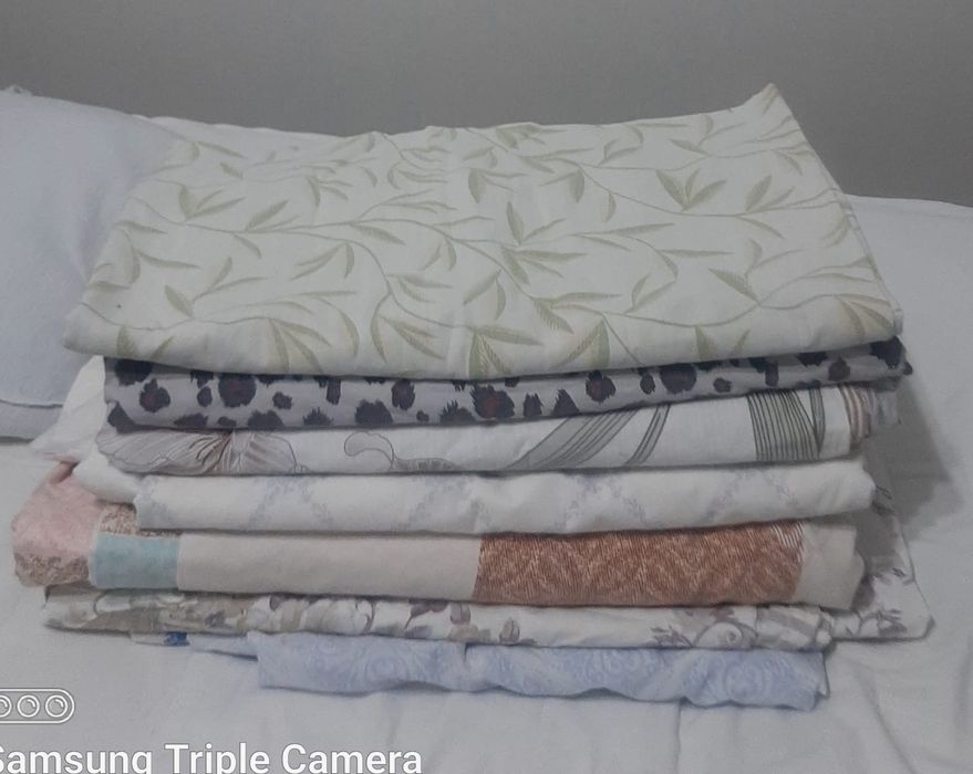 Пододеяльники.  на. 2- х спалку. в хорошем  состоянии