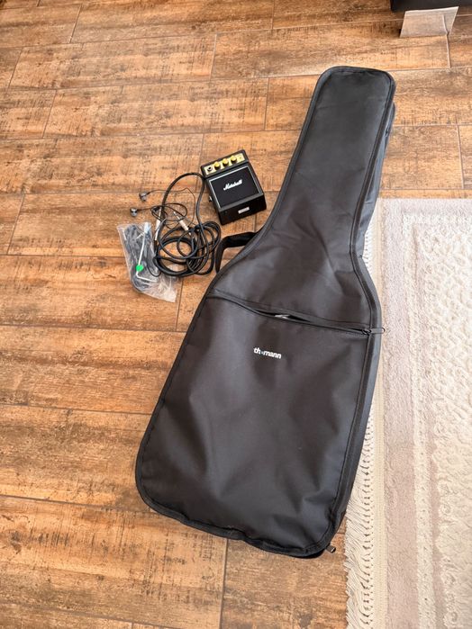 Chitară electrică Harley Benton + amplificator Marshall + husă Thomann + accesorii