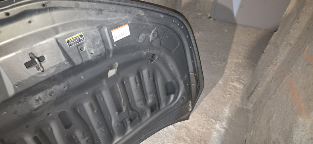 Преден капак за тойота корола Е21