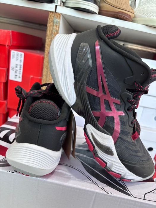 Asics Metarise 2