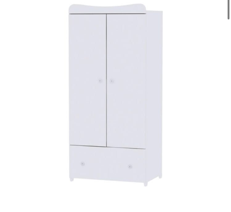 Продавам детски скрин и гардероб Lorelli