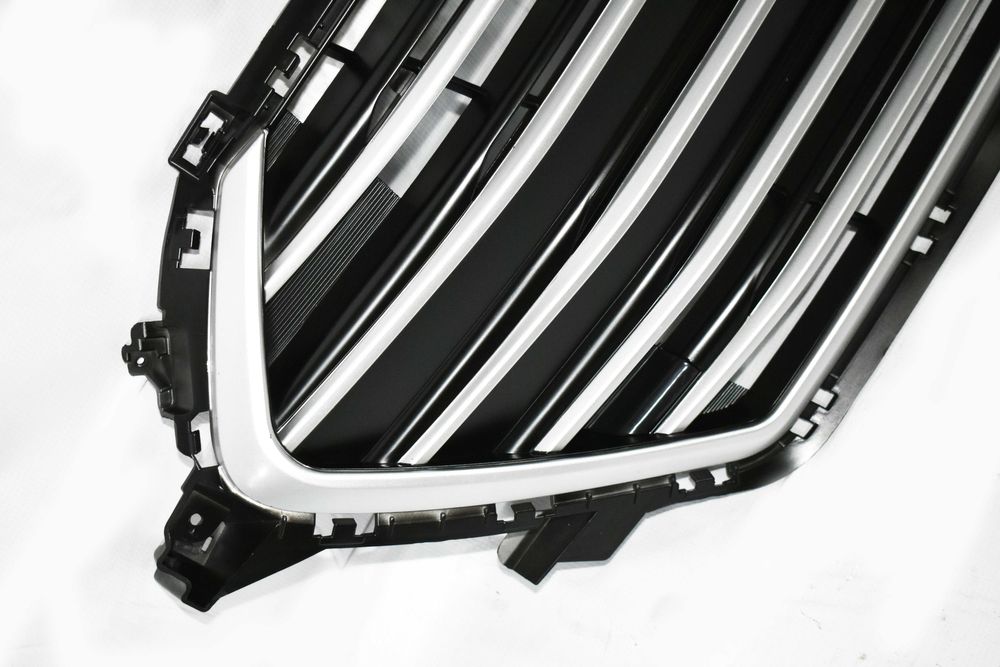 Решетка радиатора (матовая) Elantra AD 16-