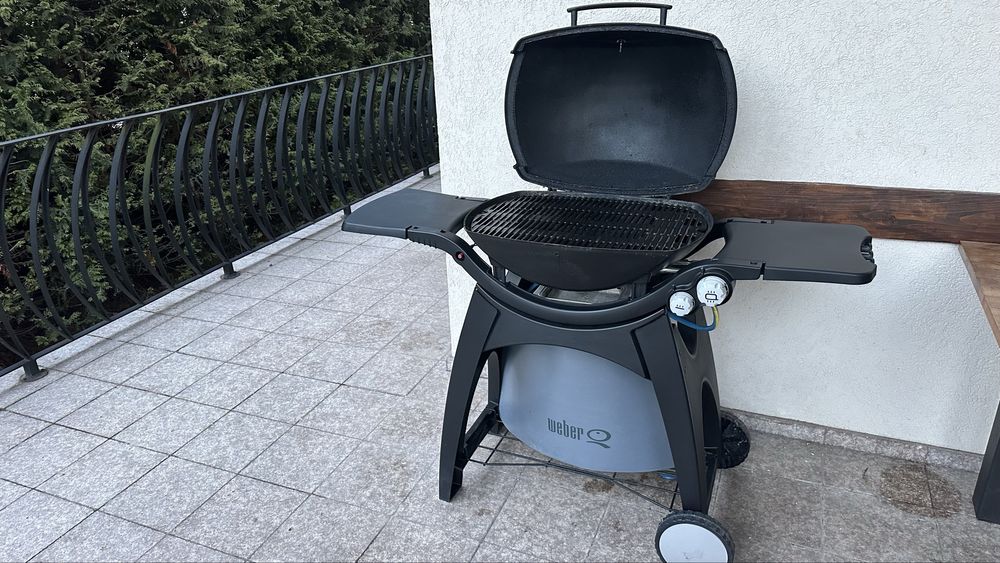 Weber q3000/3200 Gratar Gaz 2 arzatoare Impecabil