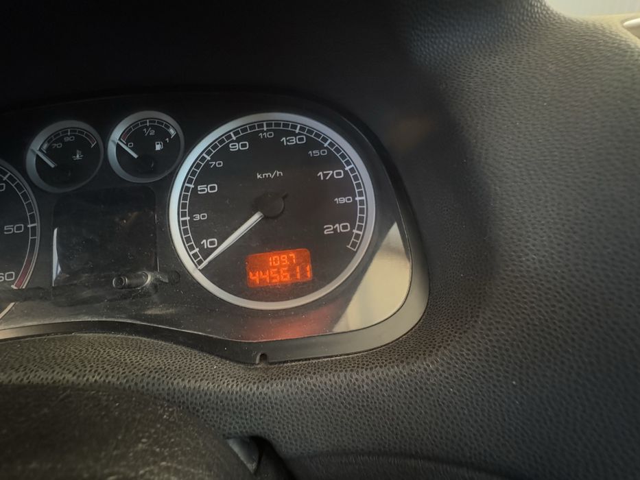 Пежо 307 2.0 hdi