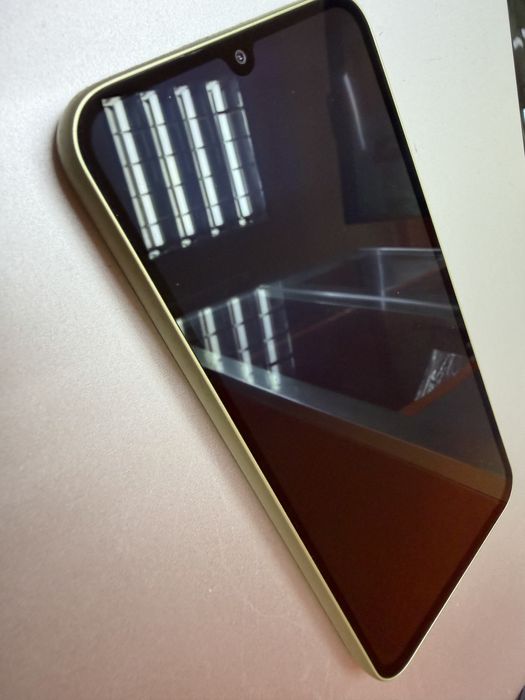 Samsung A34 - DEMO телефон нов !