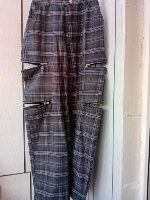 Продам брюки на девочку