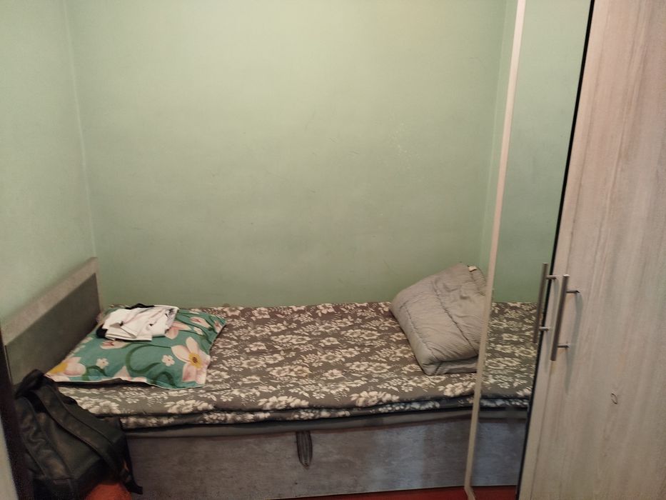 Yashnobod tumani Kadisheva bozori yonida 2 xonali uy