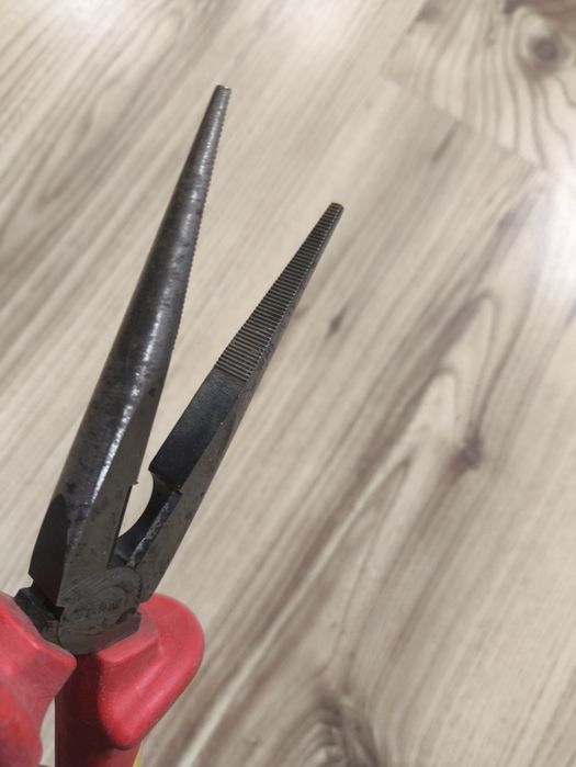 Клещи за електро техници за работа до 1000V