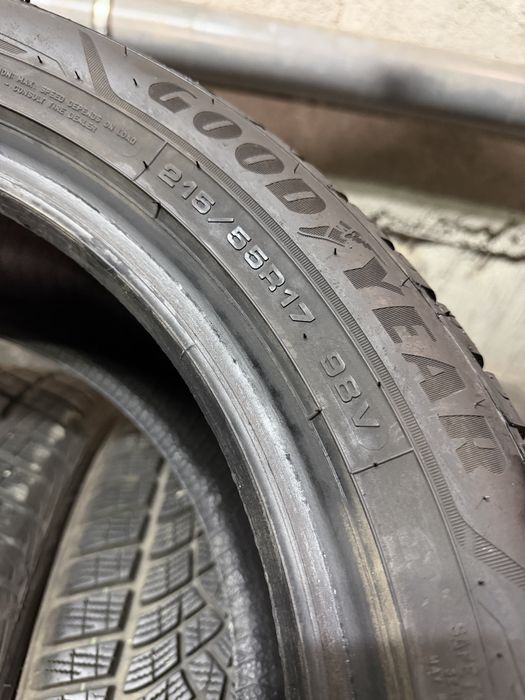 215/55/17 GoodYear 4бр дот21