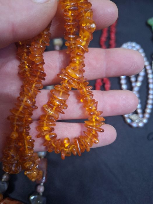 Старинна бижута естествен камък