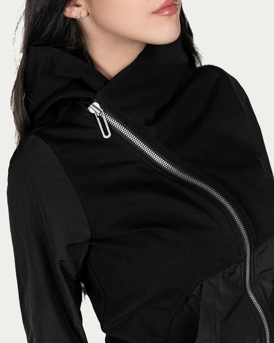 Суичър с диагонален цип MADE BY SOCIETY