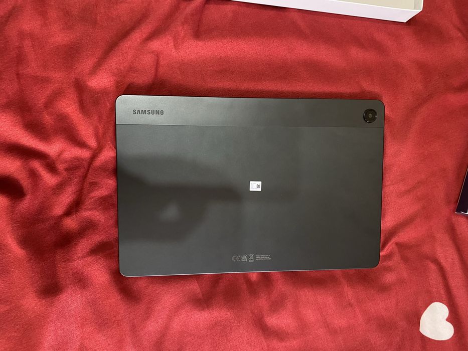 продаю самсунг планшет galaxy tab A9+5g