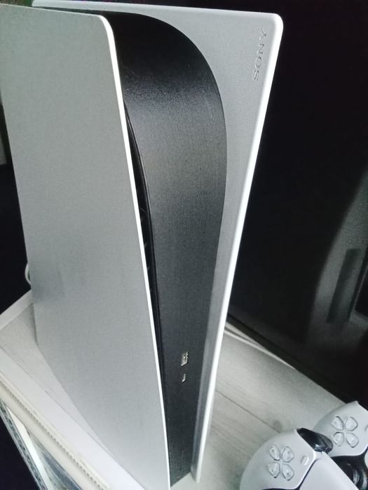 Продам Sony PlayStation  PS55. Игры в наличии