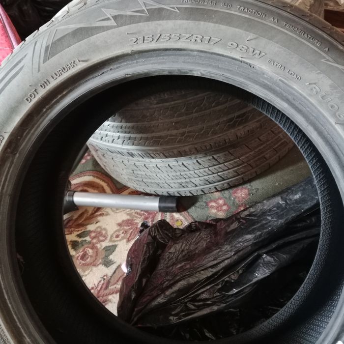Продам шины 3штуки