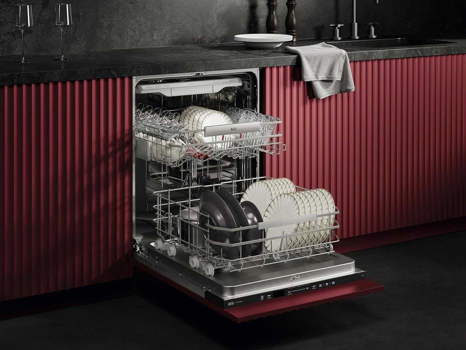 Съдомиялна за пълно вграждане AEG GI8200B2SO 60см.