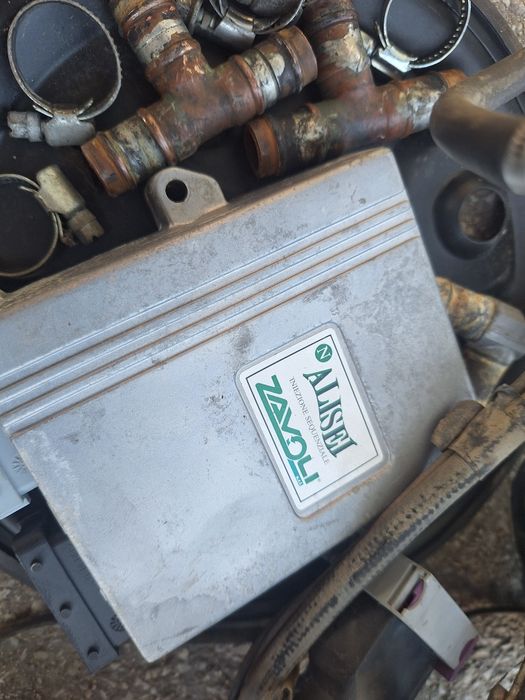 Продавам газов инжекцион