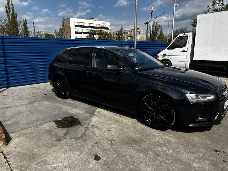 Vând Audi A4,  Avant, 2013, 2.0 TDI