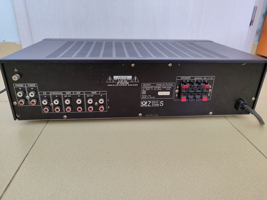 Усилвател Sony TA-F 200 2x60 вата Отличен