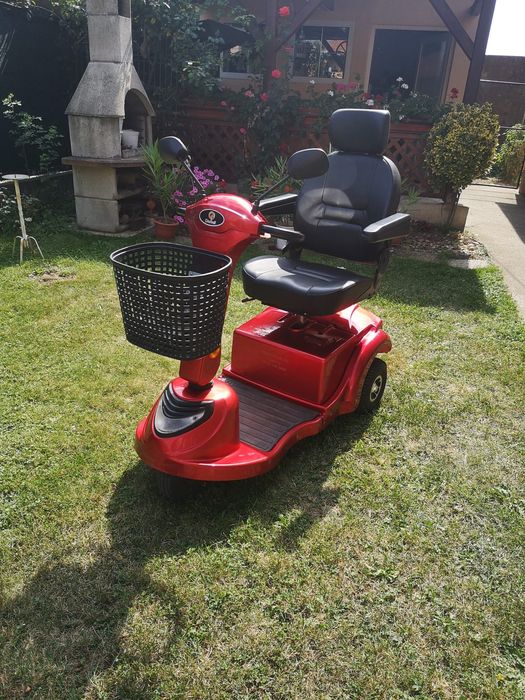 Carucior electric pt persoane cu dizabilitati. Elektra 7000,