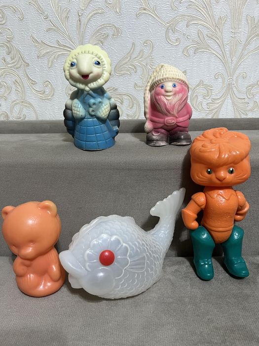 Игрушки СССР пластмассовые