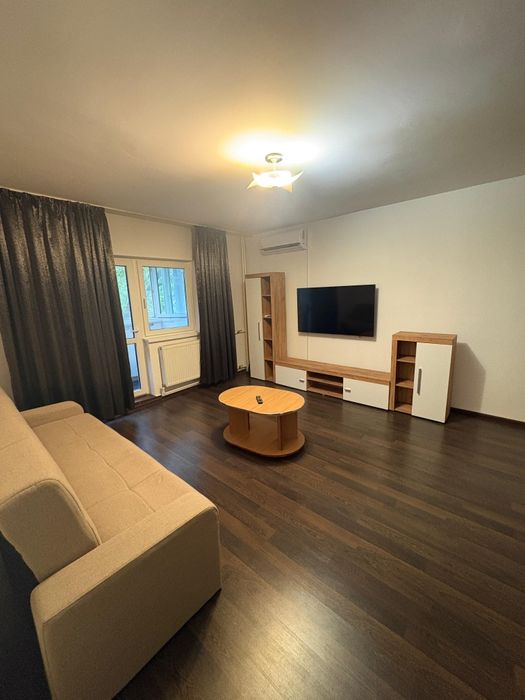 Proprietar,  vand apartament 2 camere, 13 Septembrie-Prosper, et.1/8